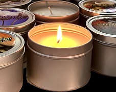 KISS Candles are dye-free.